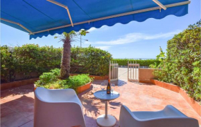 3 Bedroom Gorgeous Apartment In Marina Di Ragusa